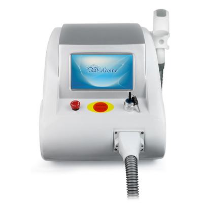 Portable Q Switched Nd Yag Tattoo Removal Laser Kohlenstoff Peeling Haut Waschen Schönheitsmaschine