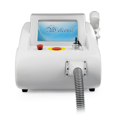 Portable Q Switched Nd Yag Tattoo Removal Laser Kohlenstoff Peeling Haut Waschen Schönheitsmaschine