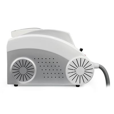 Portable Q Switched Nd Yag Tattoo Removal Laser Kohlenstoff Peeling Haut Waschen Schönheitsmaschine
