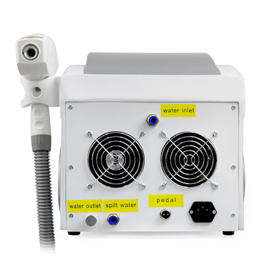 Portable Q Switched Nd Yag Tattoo Removal Laser Kohlenstoff Peeling Haut Waschen Schönheitsmaschine