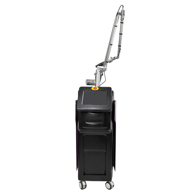 Professionelle CE-zertifizierte Picosecond-Laser-Kohlenstoff-Peeling-Tattoo-Entfernung Maschine