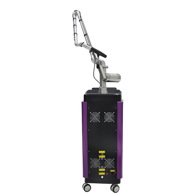 Professionelle CE-zertifizierte Picosecond-Laser-Kohlenstoff-Peeling-Tattoo-Entfernung Maschine
