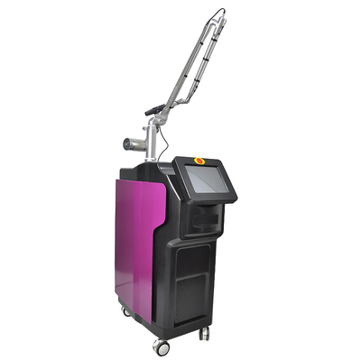 Professionelle CE-zertifizierte Picosecond-Laser-Kohlenstoff-Peeling-Tattoo-Entfernung Maschine