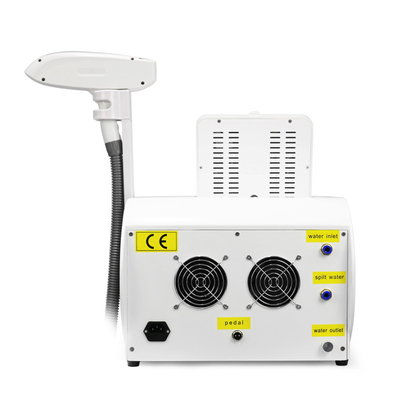 Professionelle tragbare Q-Switched-Tattoo-Entfernung Maschine Picosecond Yag Laser-Maschine