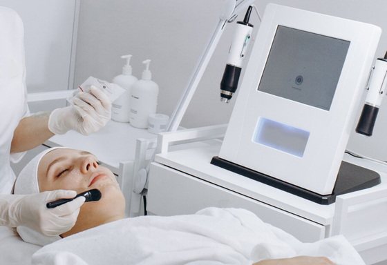 3 in 1 Sauerstoffstrahl Peeling Infusion Gesichtslift Straffung Schönheit Hautpflege CO2 Blasen Sauerstoff Exfoliate Sauerstoff Gesichtsmaschine