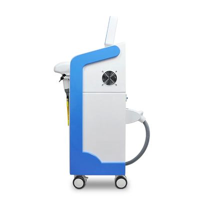 High Power Fiber Coupled 808nm Diode Laser Hair Removal Machine with 15*15mm Spot Size and 110V-130V / 60Hz, 220V-240V / 50Hz Voltage