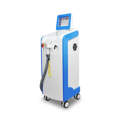 808nm Diodenlaser-Haarentfernung Maschine mit 10 * 16mm Spot Größe 20-950ms Pulsbreite und > 115J/cm2 Energiedichte