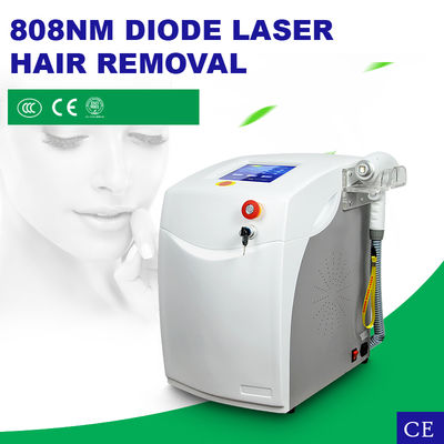 Tragbare 808nm-Dioden-Laser-Haarentfernung Maschine mit 20-950ms Pulsbreite 1 ~ 20Hz Frequenz und 10 X 16mm Spot Größe