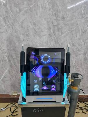 Tragbare multifunktionale Beauty-Fusions-Plasma-Maschine Aknebehandlung, Pigmentfleckenentfernung und Hauterneuerung. Schönheitsmaschine